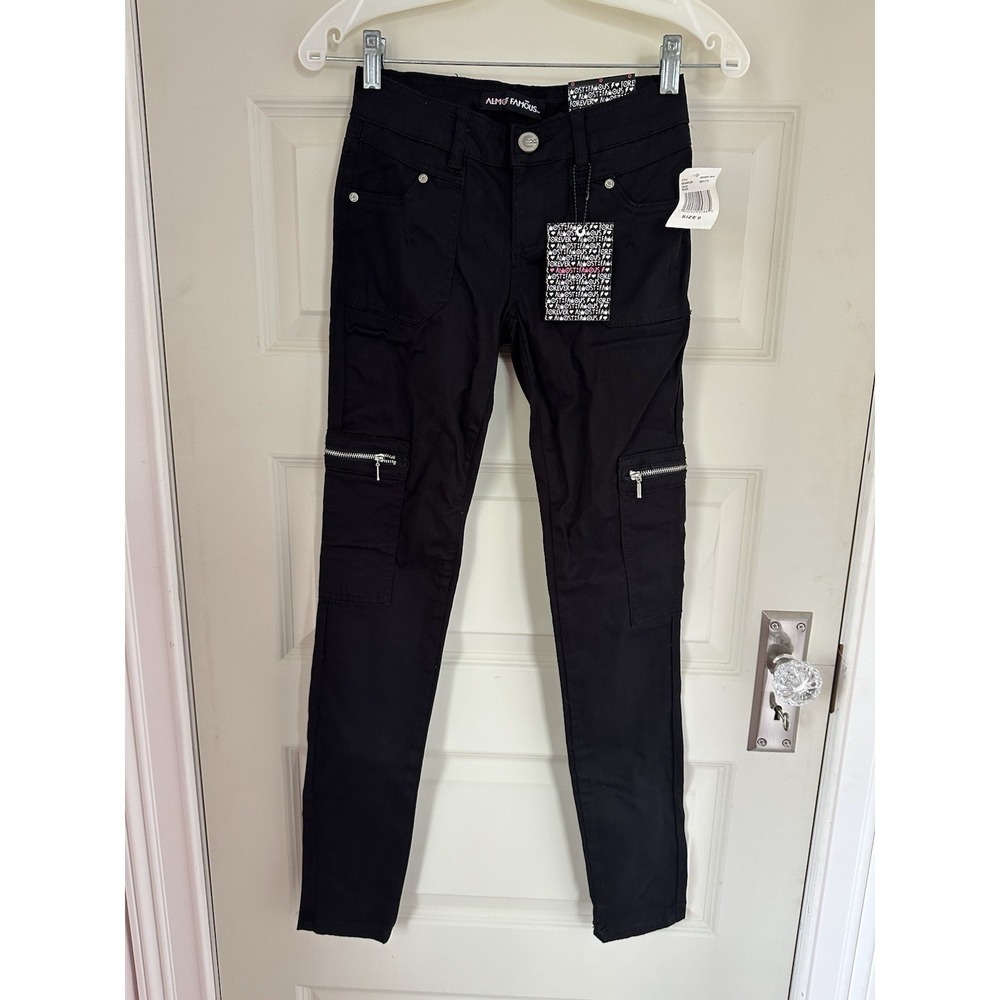 NWT Almost‎ Famous Pants Black Cargo Zip Pockets Size 0 Grunge Gothic
